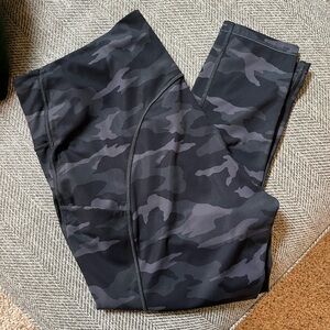 Athleta ultimate 7/8 leggings. 2X